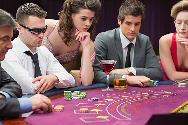 Etika bermain poker di meja profesional